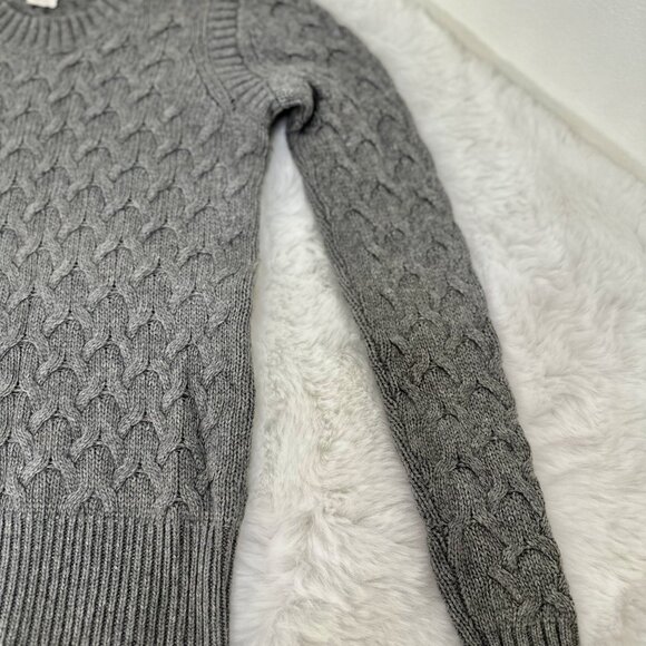 J.Crew women’s cable-knit sweater in a classic gray shade. - Picture 4 of 10
